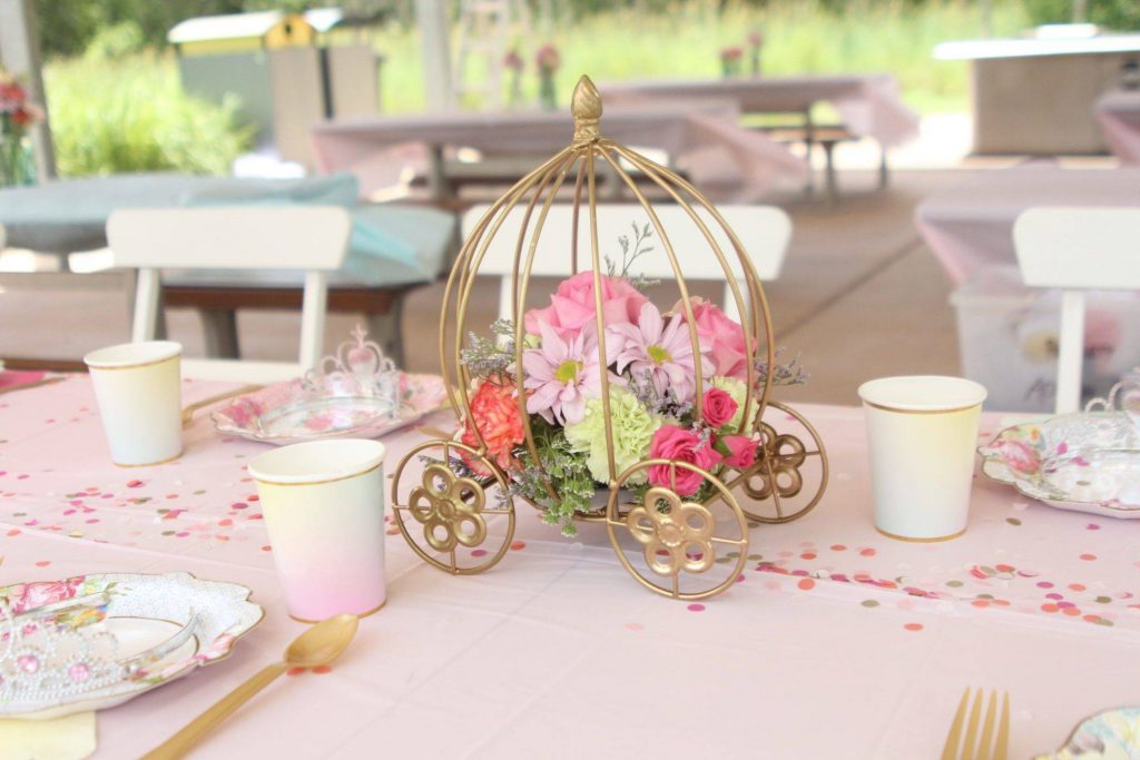 Princess Carriage Centrepiece